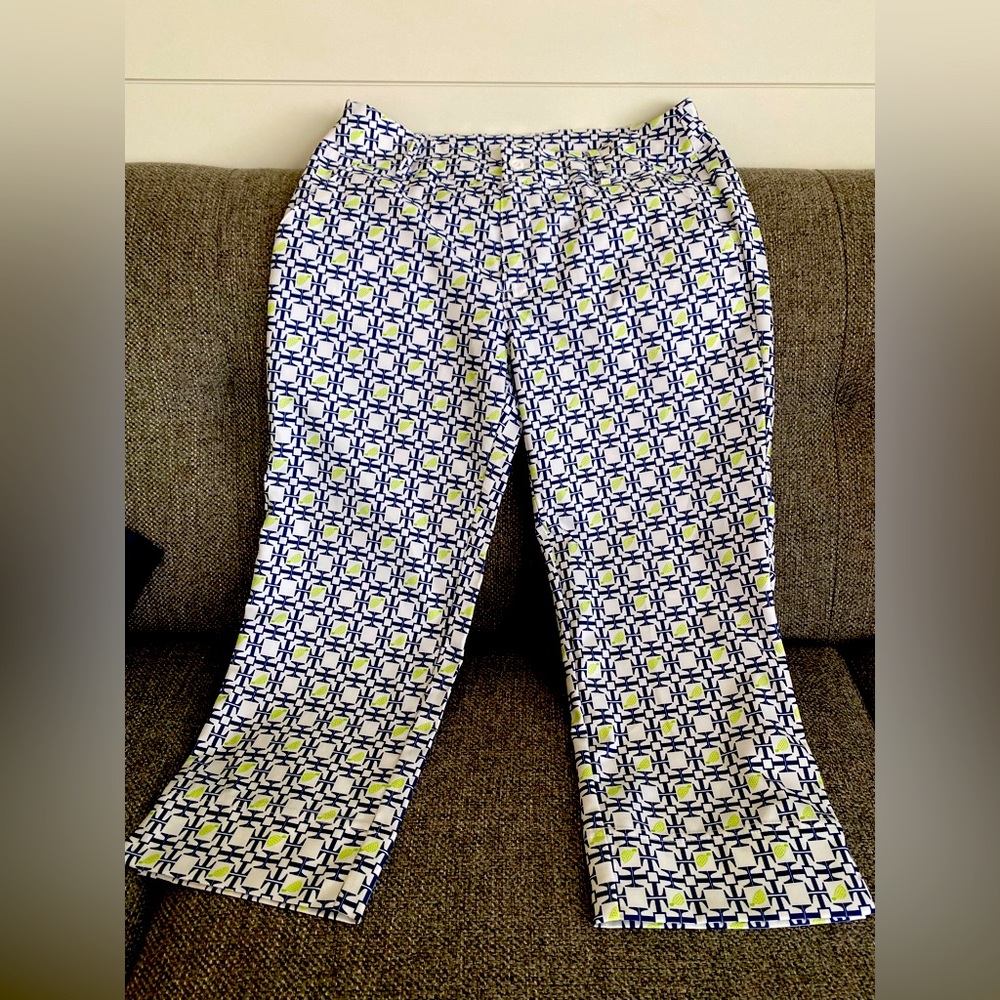 Turtles & Tees Capris Golf Pants Girls